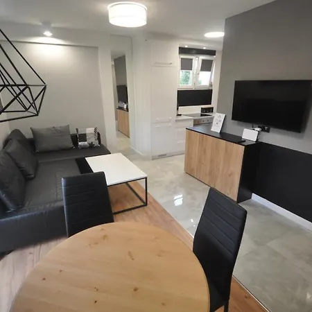 Jdk Mickiewicza 34m2 4-osobowy Lägenhet